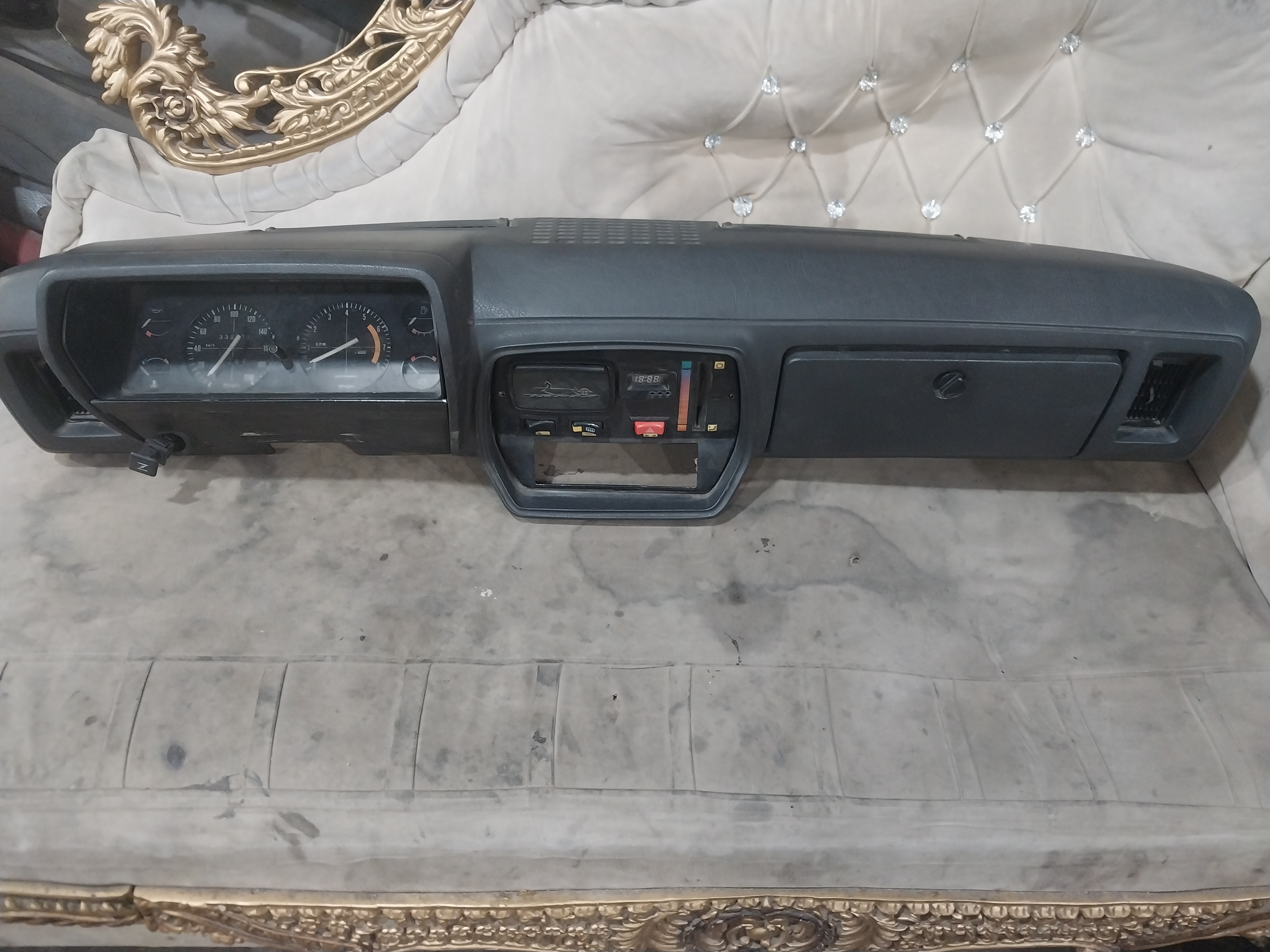 داشبورد پیکان(رنگ طوسی تیره )